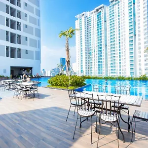 Double E Saigon In Rivergate Building Apartament